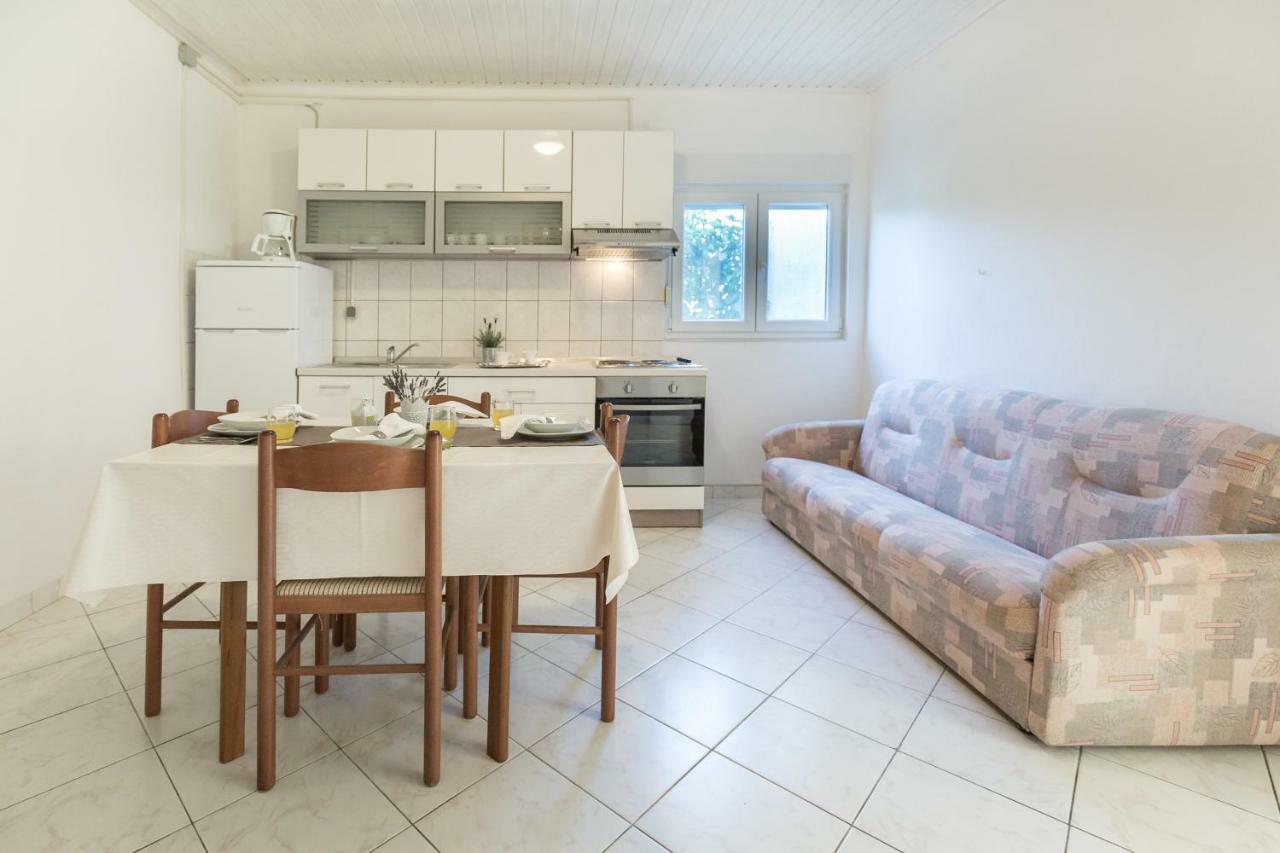 Cozy Apartment Josipa Privlaka  Eksteriør bilde