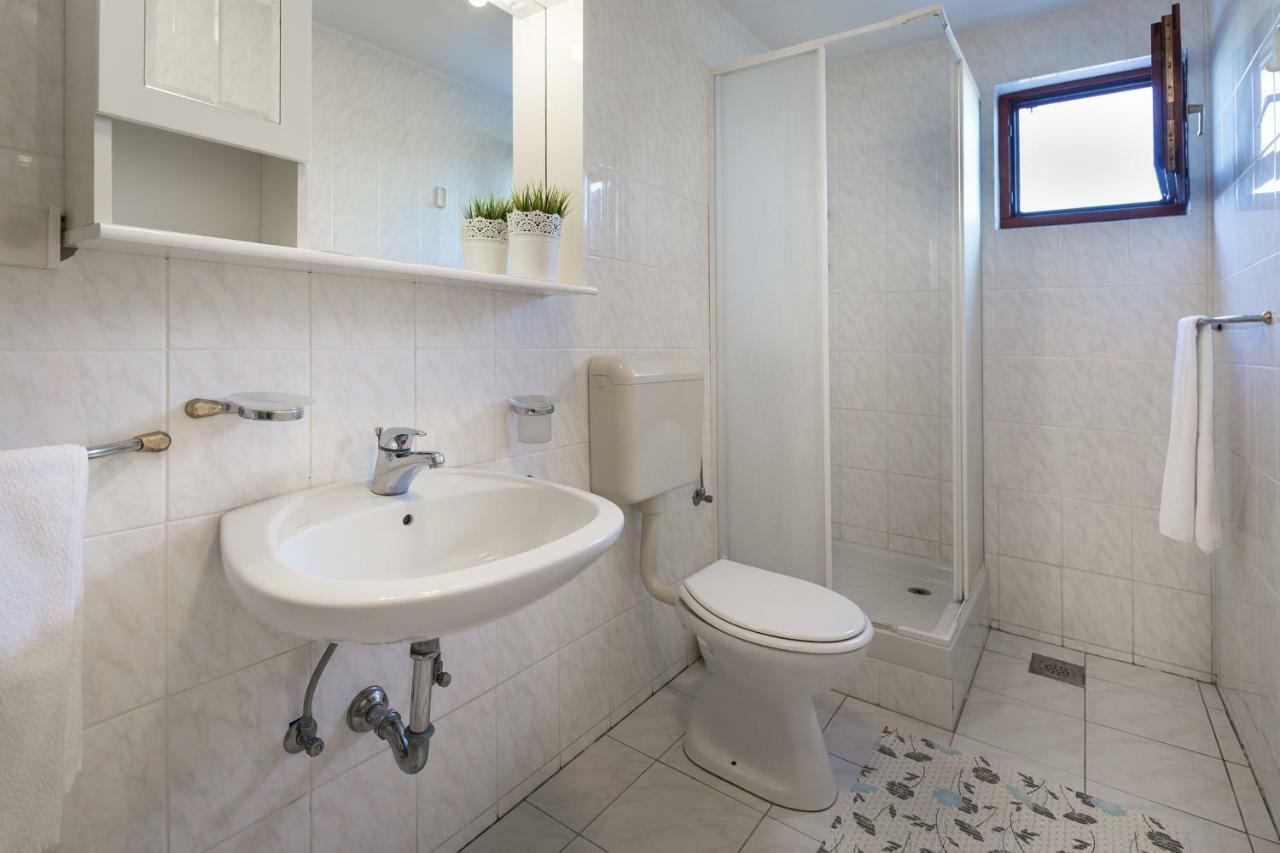 Cozy Apartment Josipa Privlaka  Eksteriør bilde