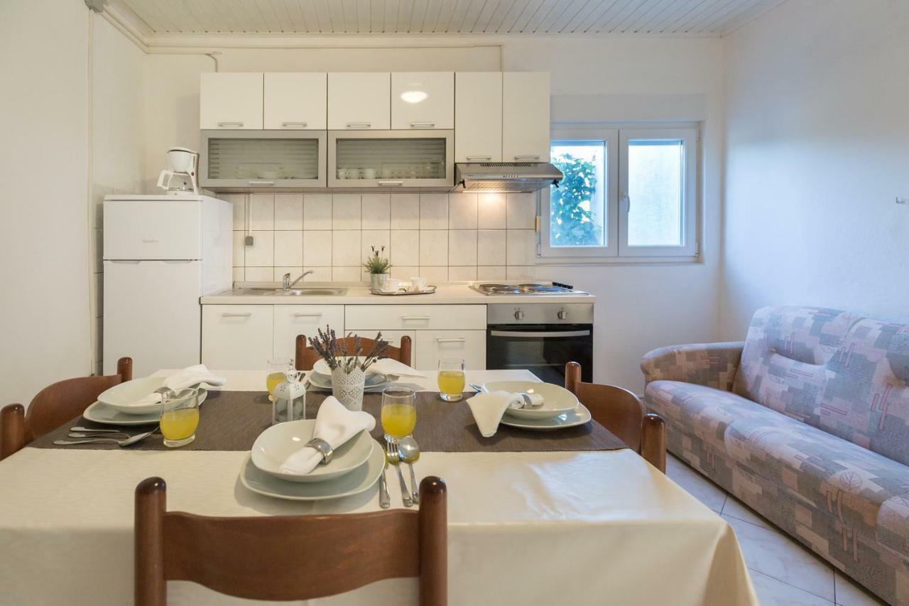 Cozy Apartment Josipa Privlaka  Eksteriør bilde